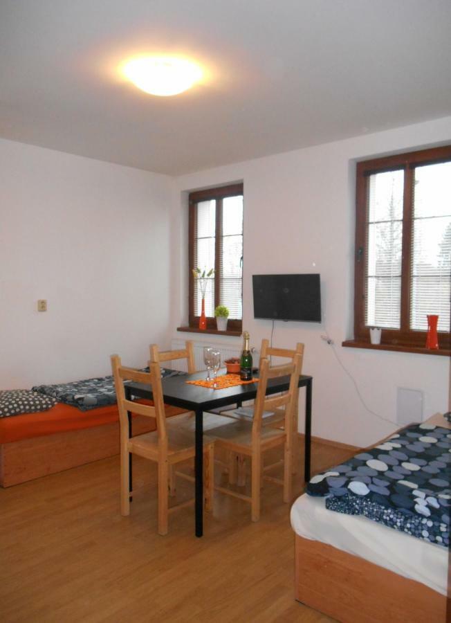 Penzion V Zatáčce Pilsen Exterior foto