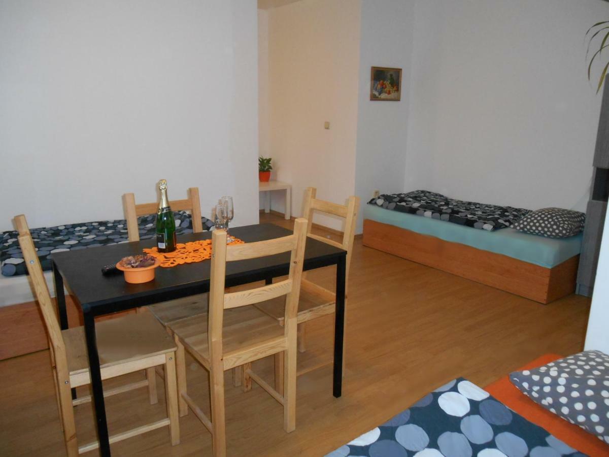 Penzion V Zatáčce Pilsen Exterior foto